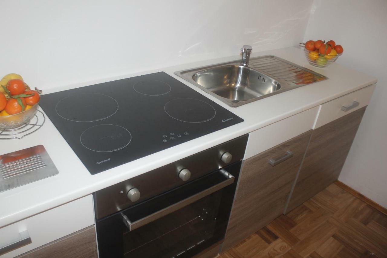 Apartman Jadranka นยีวีเซ ภายนอก รูปภาพ